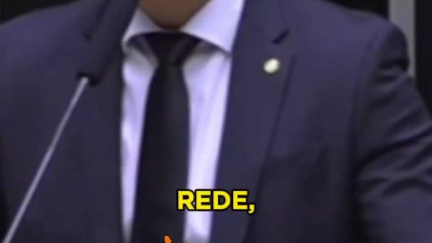 QUAL A SUA OPINIÃO? DE QUE LADO ELES ESTÃO?